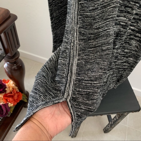 Ellen Tracy Black/Ivory Sweater S - Picture 3 of 4